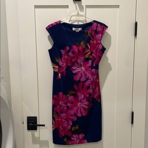 Elegant Floral Midi Dress in Navy and Pink
